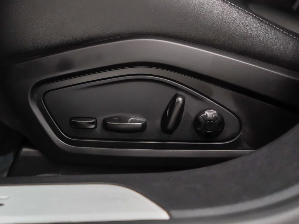 Certified 2021 Porsche Taycan 4S image 25