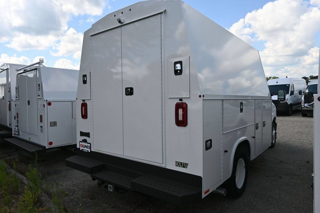 New 2025 Ford E-350 and Econoline 350 Super Duty w/ Power Equipment Group RWD image 4