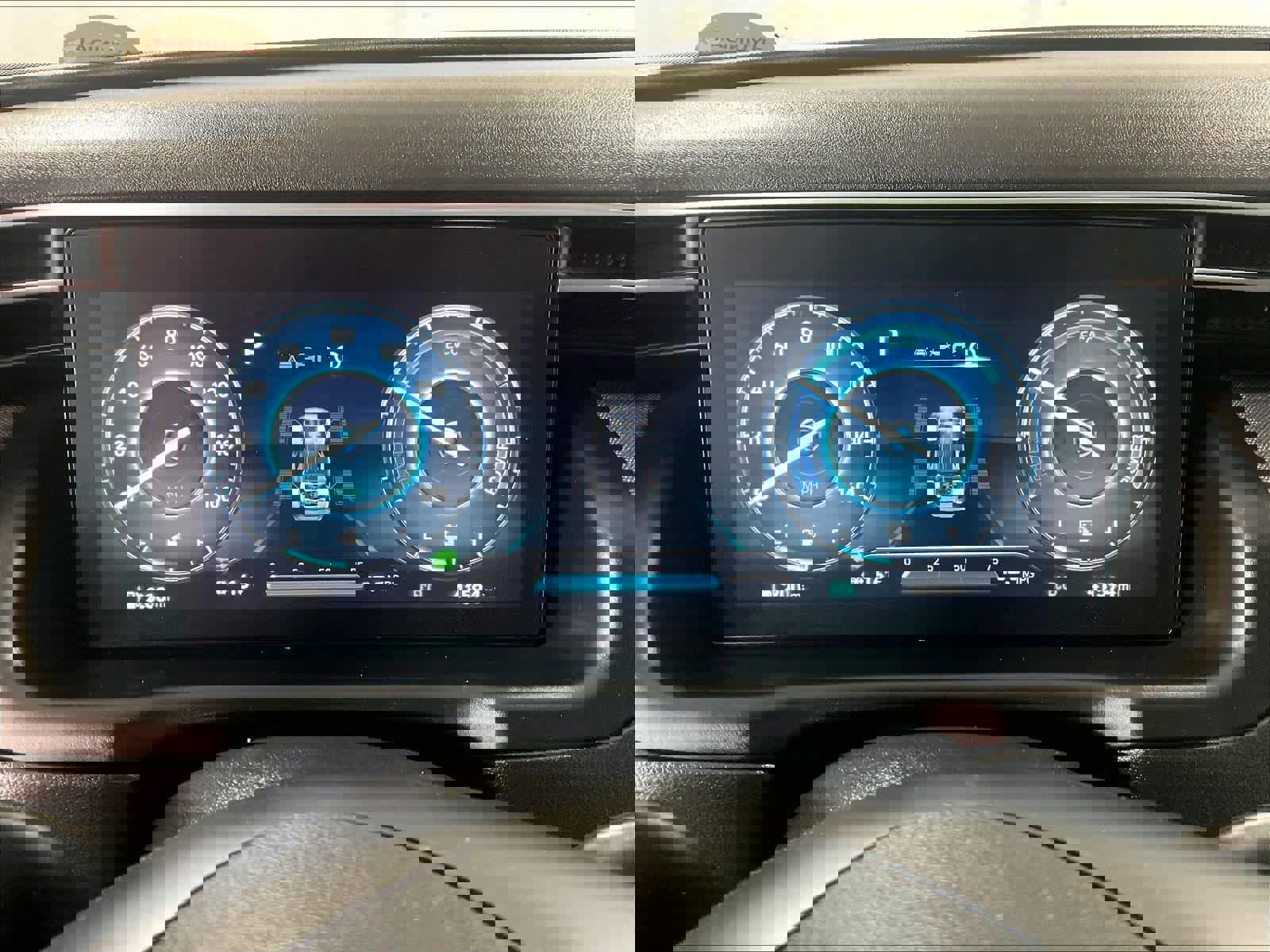 Used 2023 Hyundai Tucson Limited w/ Cargo Package image 26