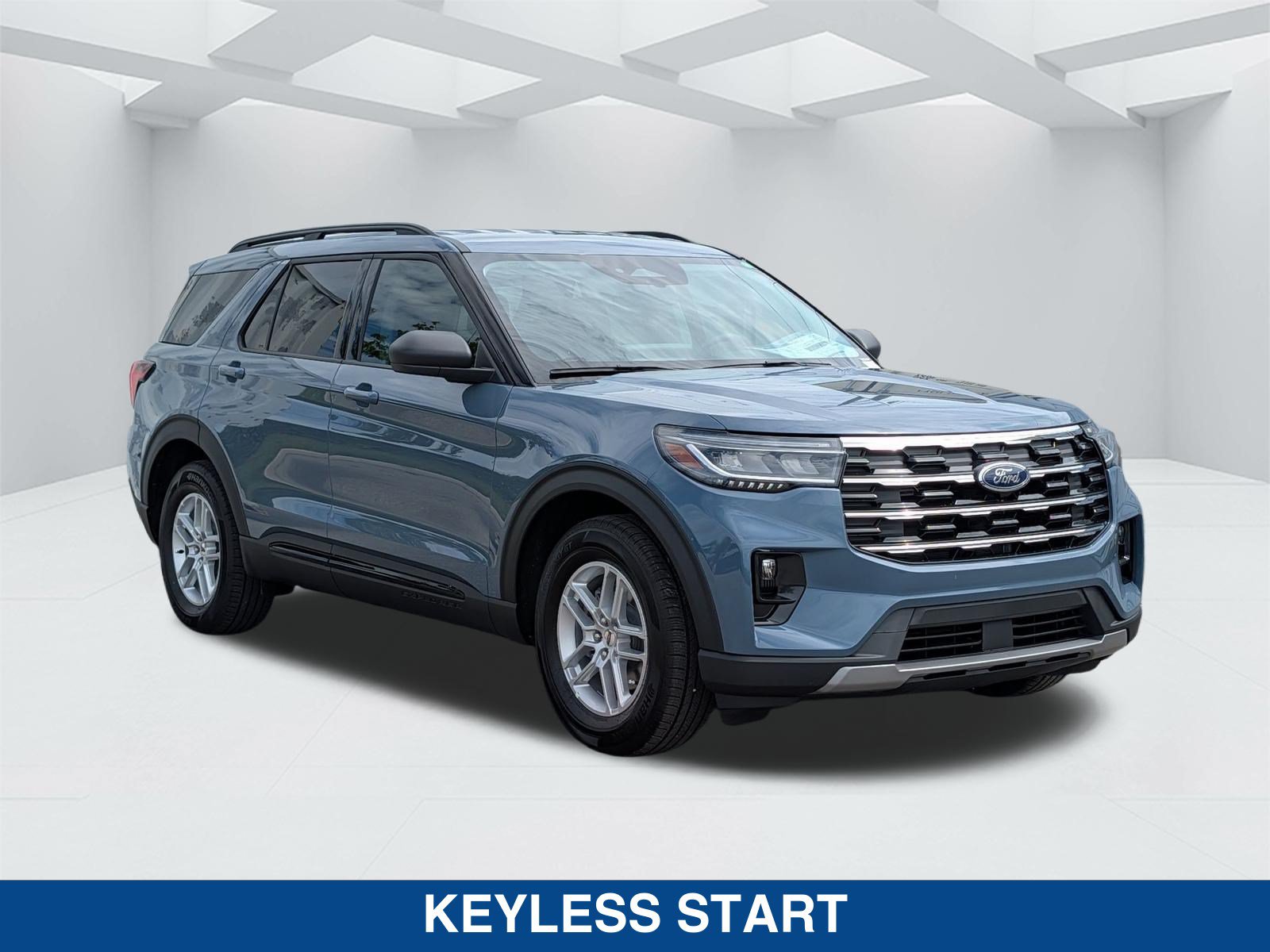 New 2026 Ford Explorer Active w/ Active Comfort Package RWD video 3