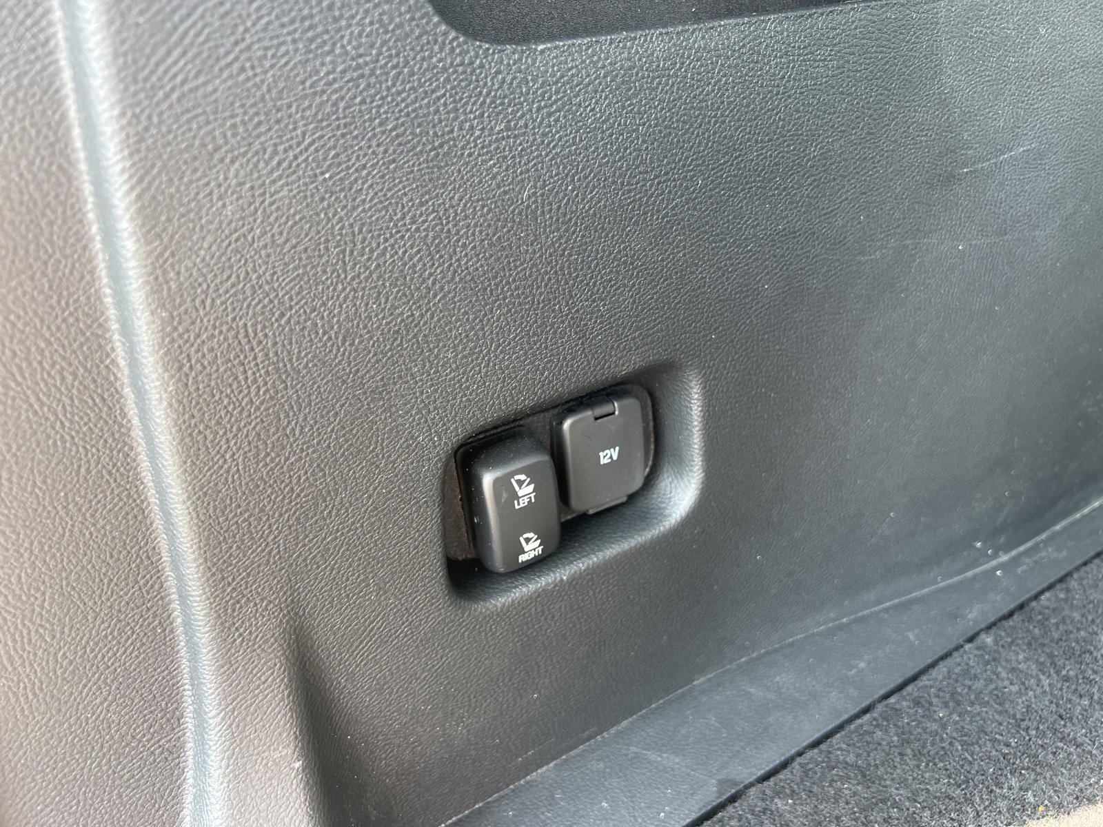 Used 2023 Ford Edge SEL w/ Convenience Package image 33