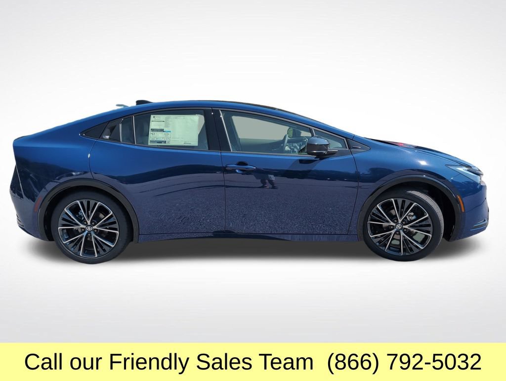 New 2027 Toyota Prius XLE FWD image 6
