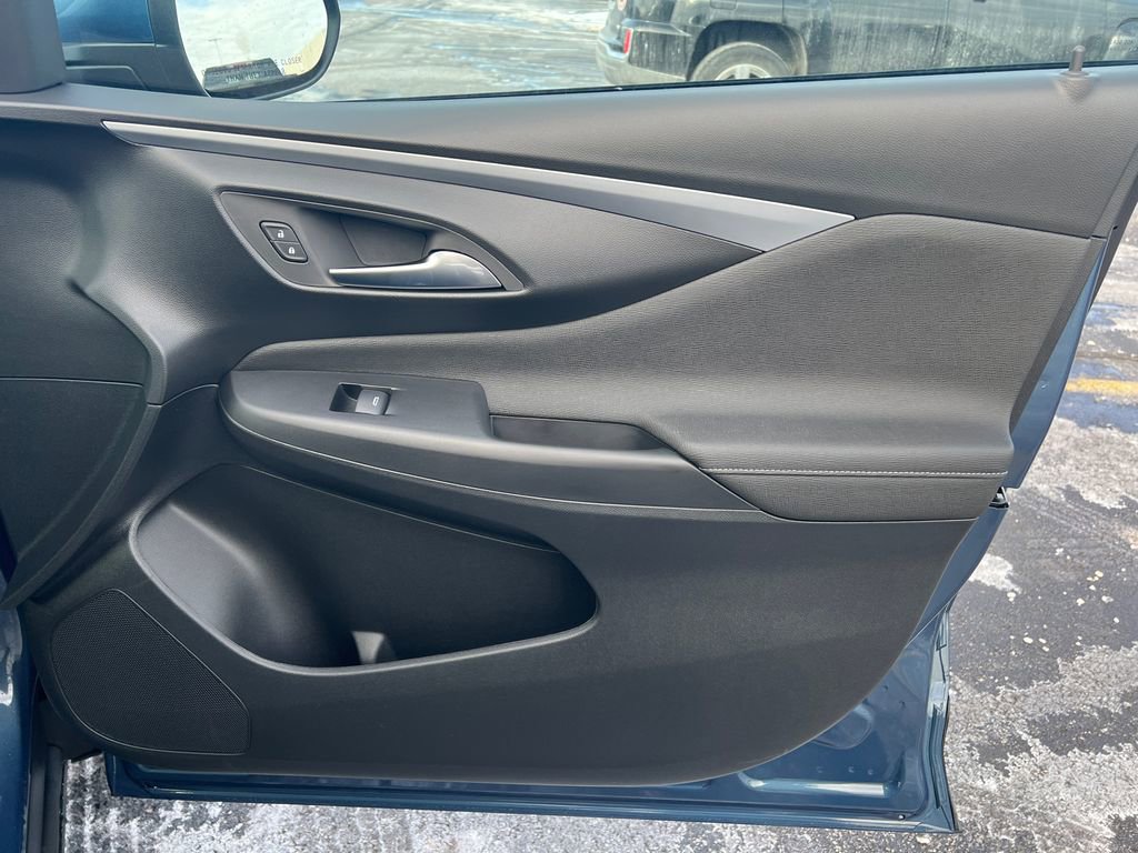New 2026 Buick Envista Sport Touring FWD image 34