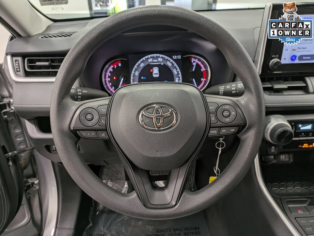 Used 2024 Toyota RAV4 LE AWD/4WD image 21