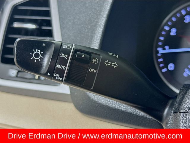 Used 2018 Hyundai Tucson Sport image 15