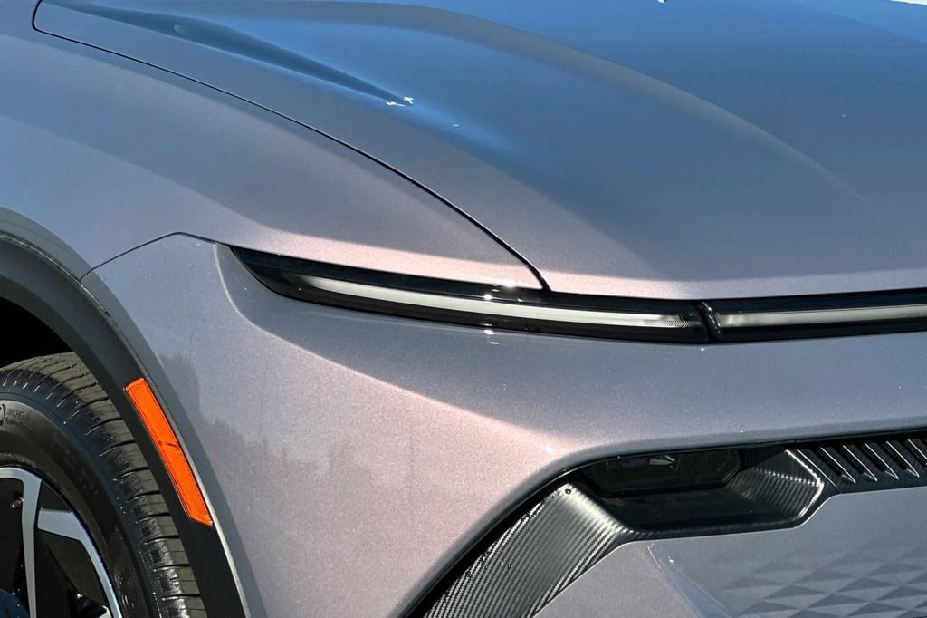 New 2026 Chevrolet Equinox EV LT FWD image 33