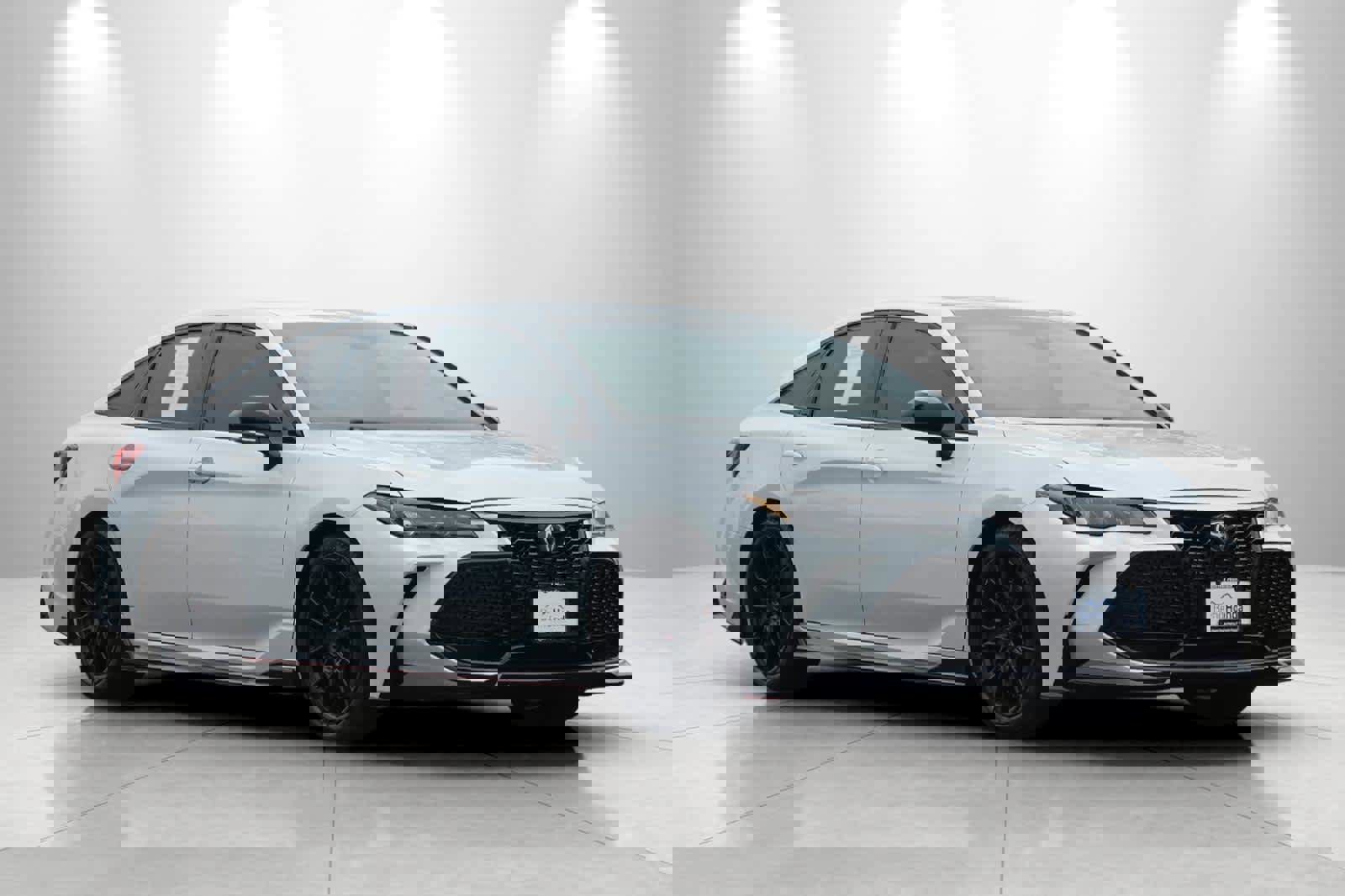 Used 2020 Toyota Avalon TRD image 9