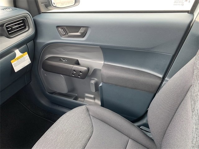 New 2025 Ford Maverick XL w/ Equipment Group 102A image 18