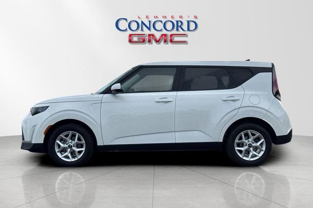 Used 2024 Kia Soul LX w/ Option Group 015 image 7