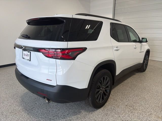 Used 2023 Chevrolet Traverse RS AWD/4WD image 3