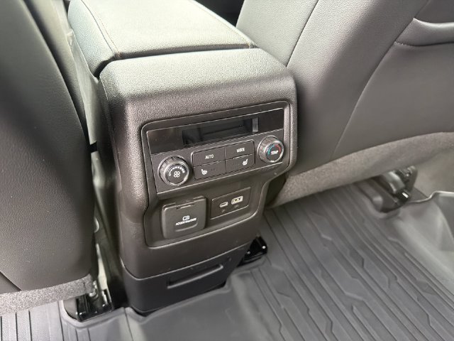 Certified 2023 GMC Acadia AT4 w/ Technology Package AWD/4WD image 21
