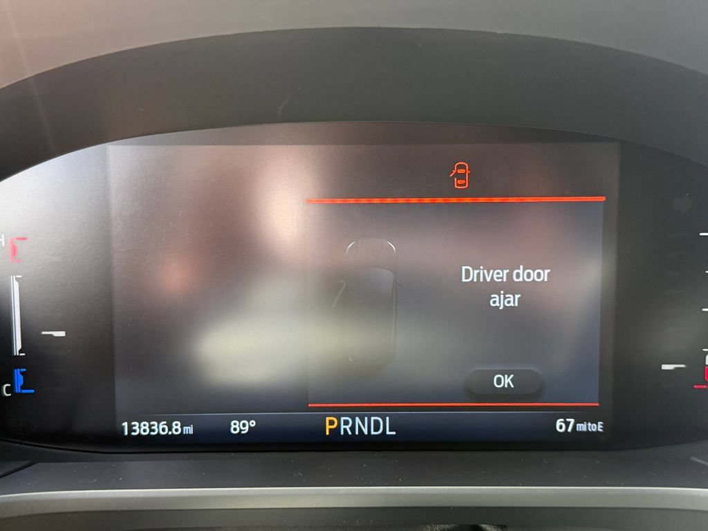 Used 2025 Ford Escape ST-Line w/ Equipment Group 301A FWD image 21
