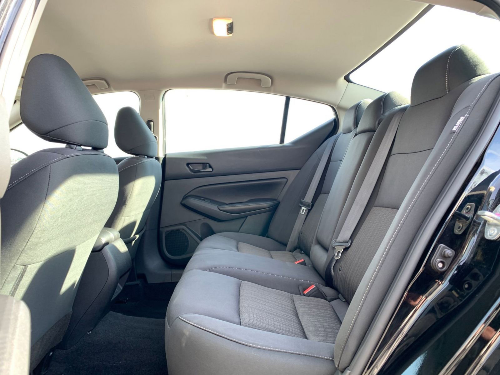 Used 2025 Nissan Altima 2.5 SV image 24