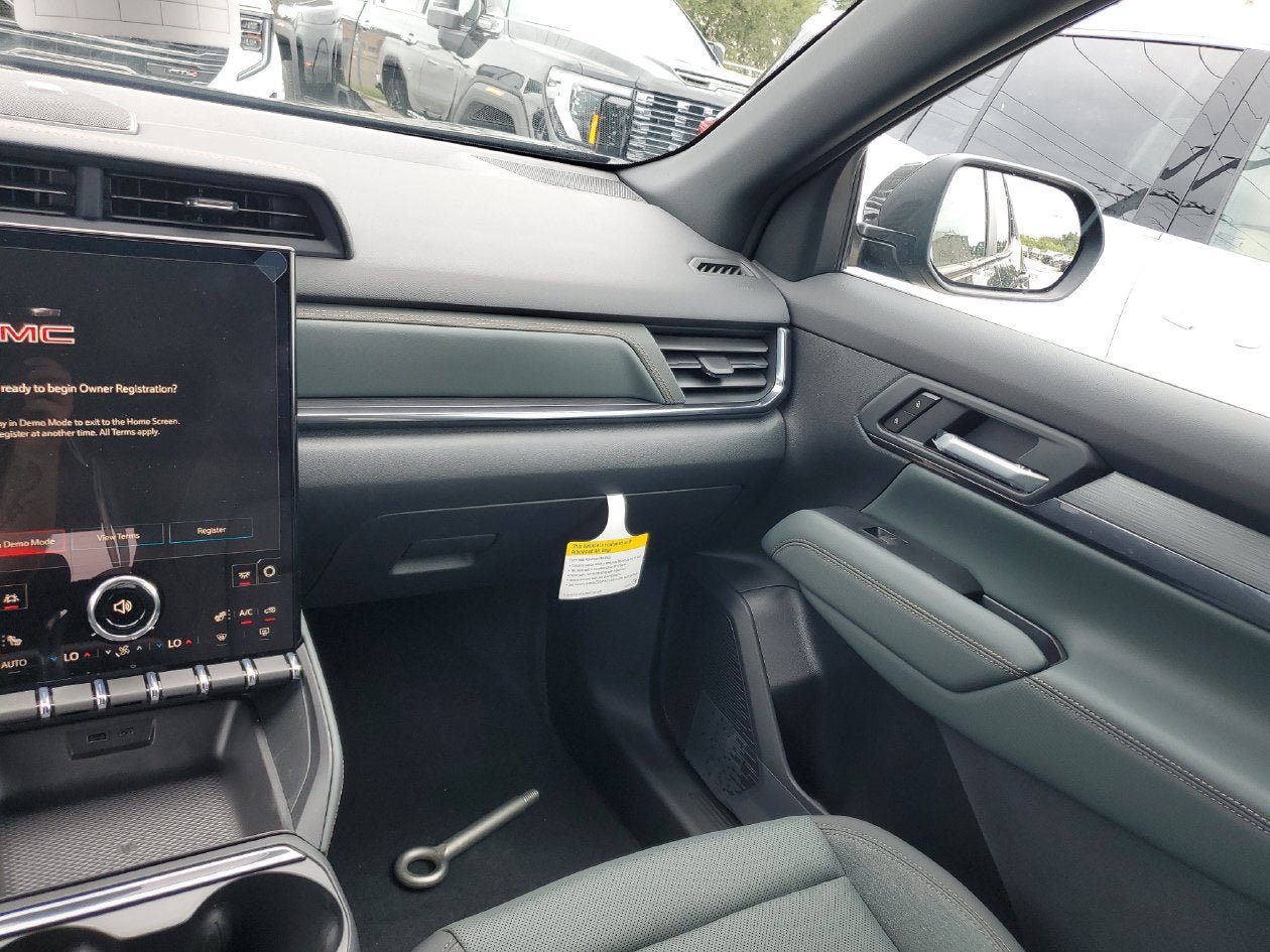 New 2027 GMC Terrain AT4 AWD/4WD image 15