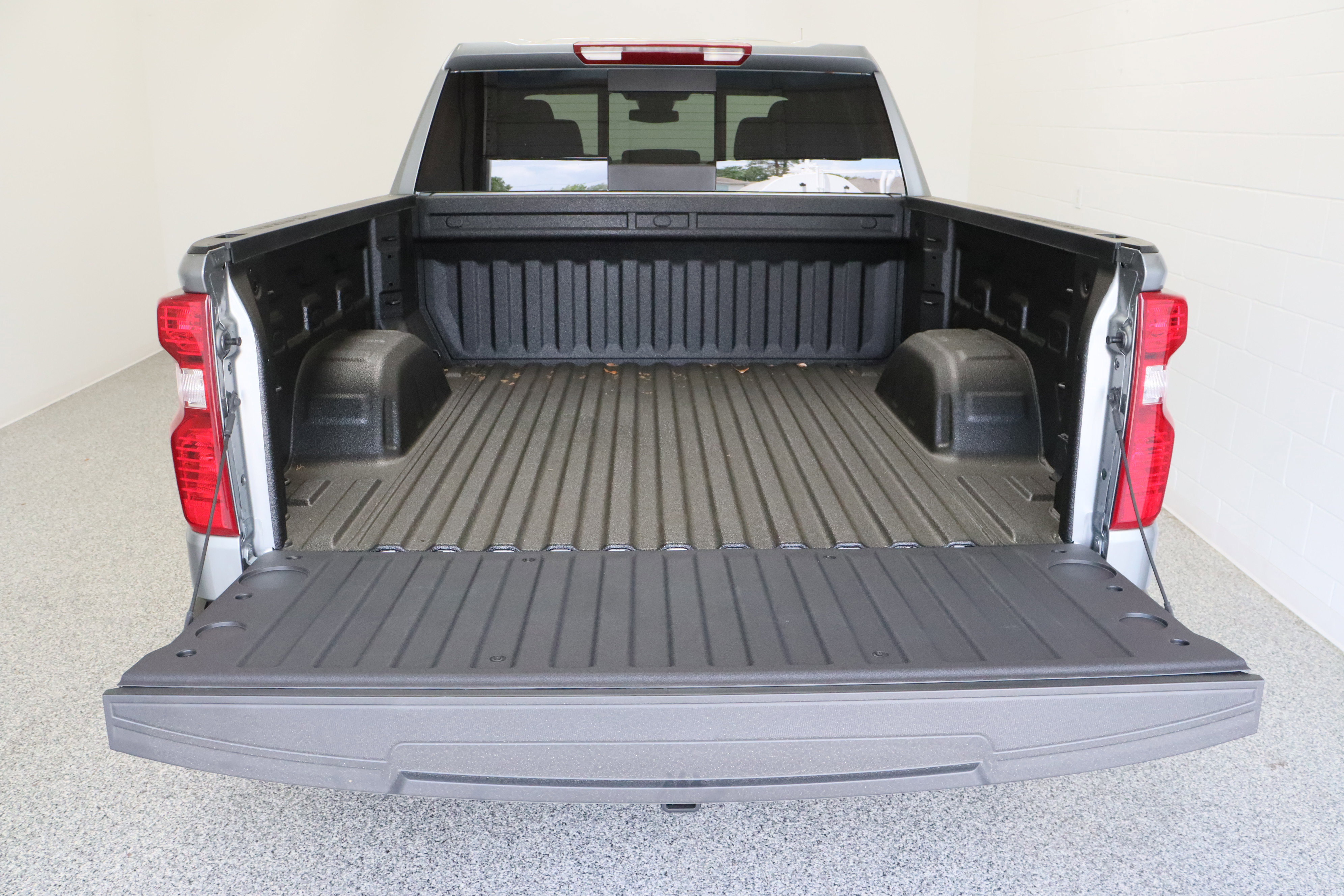 Used 2026 Chevrolet Silverado 1500 LT w/ Texas Edition Plus RWD image 32