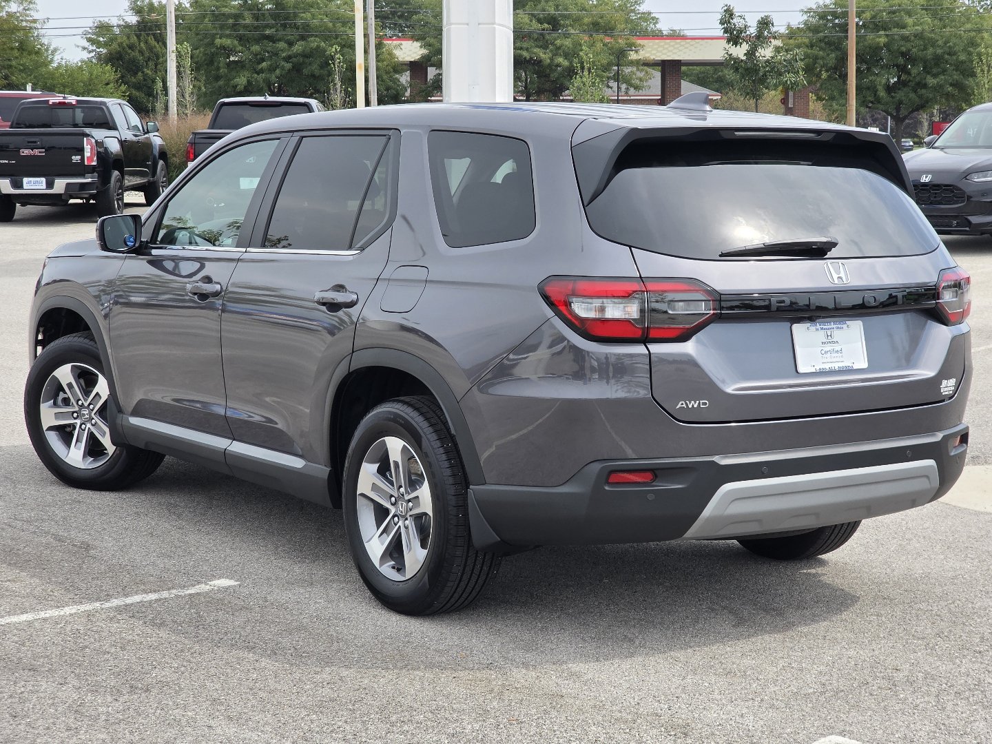 Certified 2025 Honda Pilot EX-L image 13