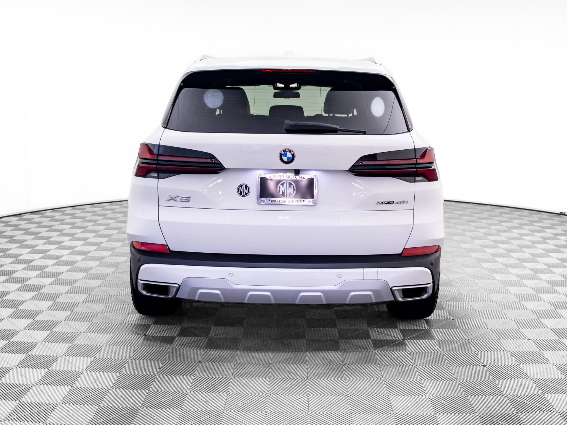 Used 2024 BMW X5 xDrive40i AWD/4WD image 4
