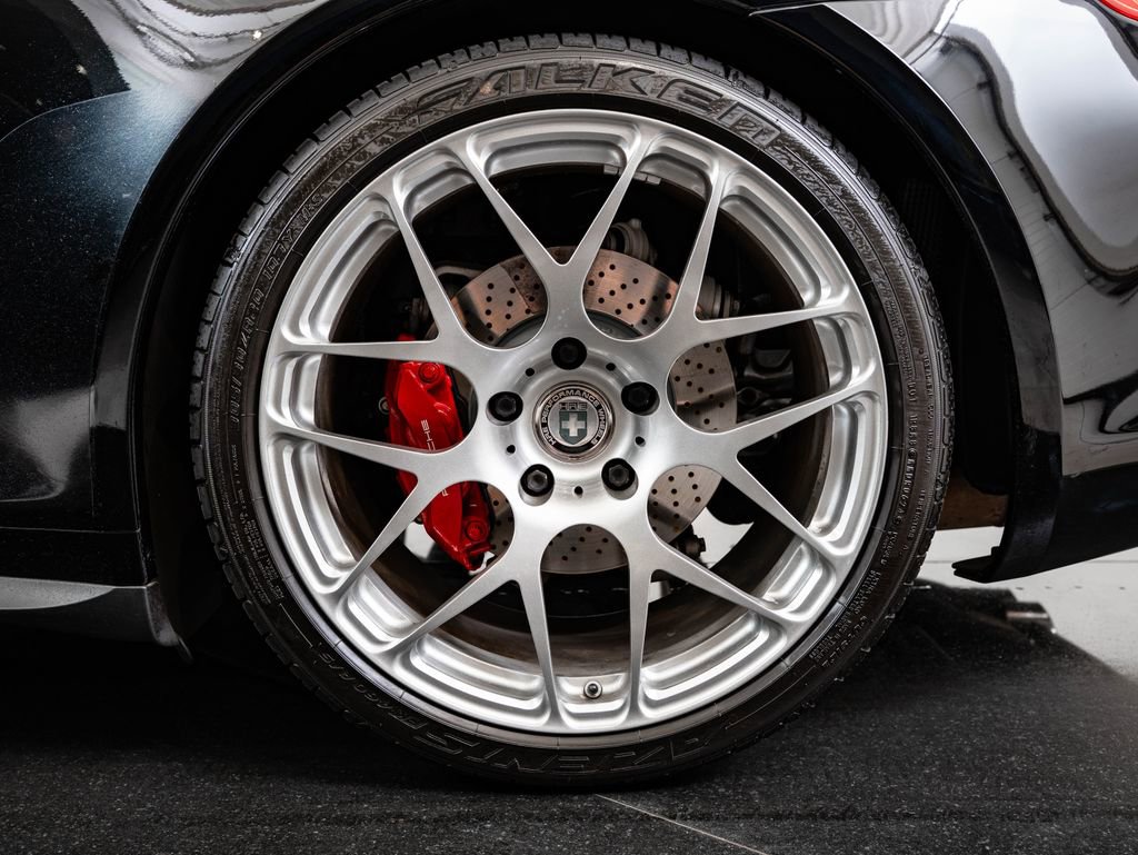 Used 2013 Porsche 911 Carrera 4S image 12