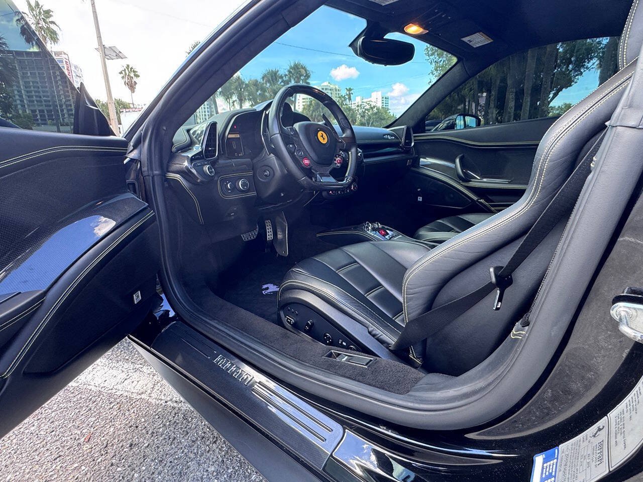 Used 2010 Ferrari 458 Italia Coupe RWD image 51