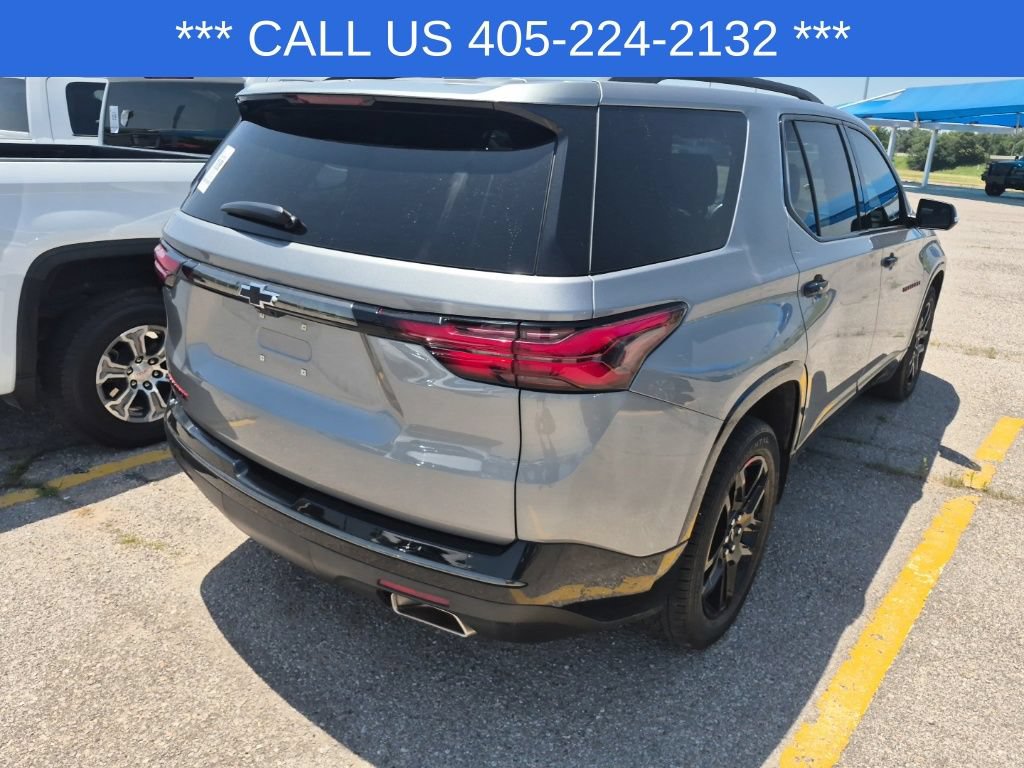Used 2023 Chevrolet Traverse Premier w/ Redline Edition FWD image 11
