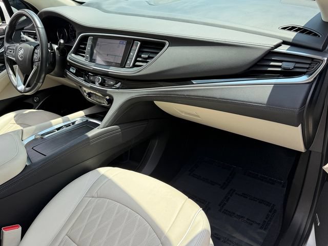 Used 2024 Buick Enclave Avenir w/ Avenir Technology Package AWD/4WD image 21