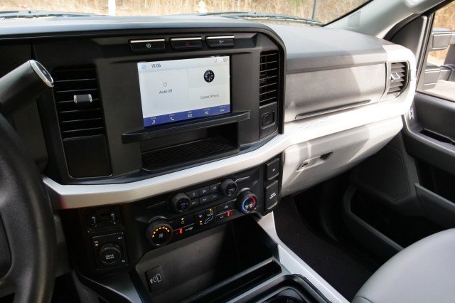 Used 2023 Ford F450 XLT w/ XLT Value Package image 13