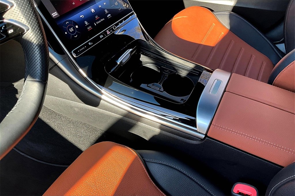 Used 2024 Mercedes-Benz C 300 4MATIC Sedan image 14