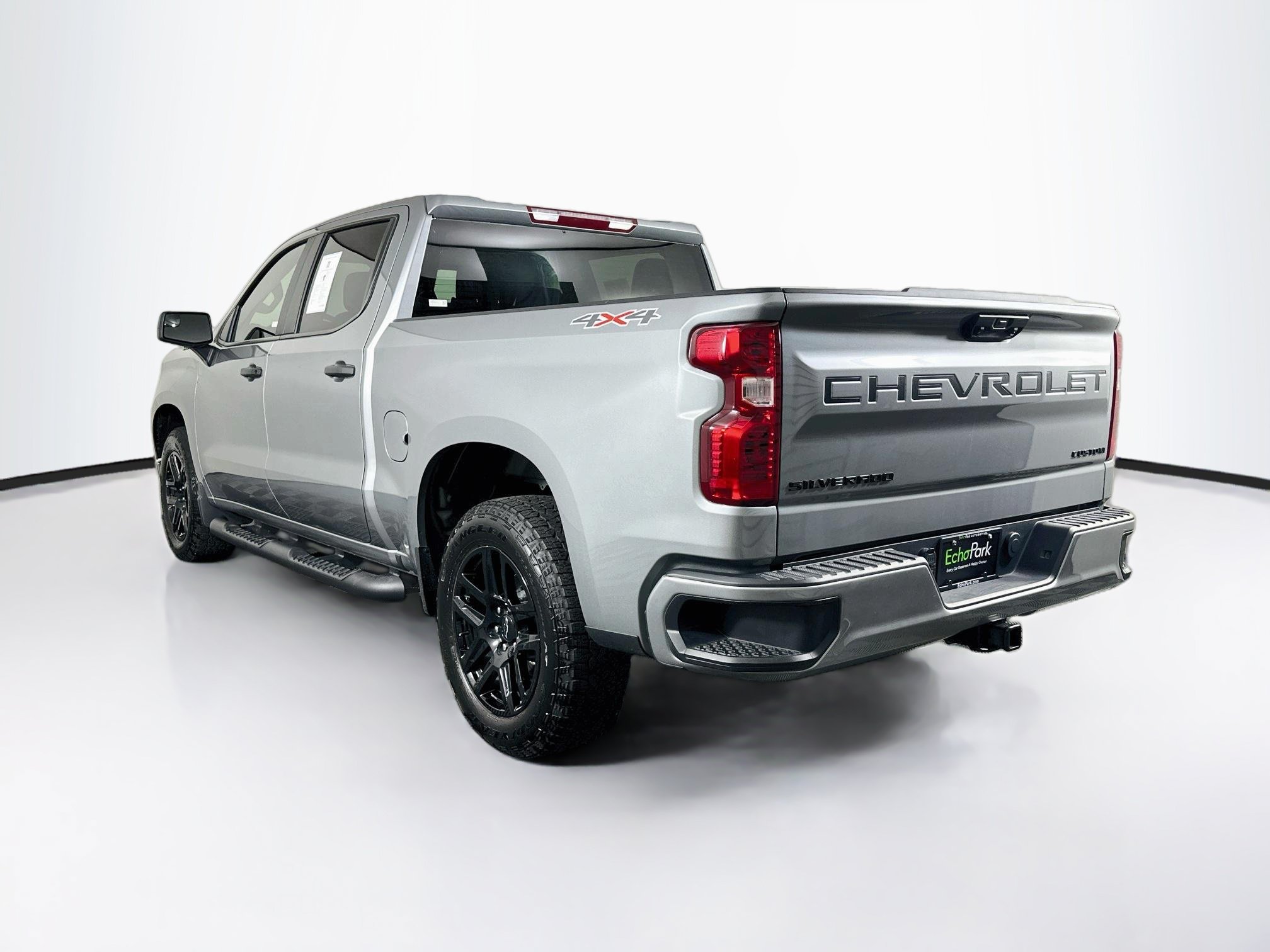 Used 2025 Chevrolet Silverado 1500 Custom w/ Turbomax Blackout Package AWD/4WD image 5