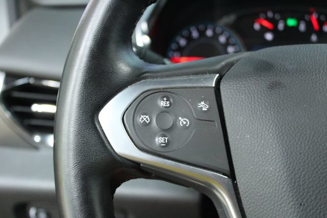 Used 2023 Chevrolet Traverse LT FWD image 13