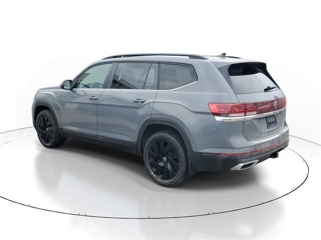 New 2025 Volkswagen Atlas SE image 3