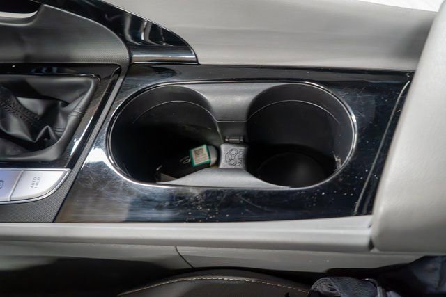 Used 2021 Hyundai Elantra Blue image 34