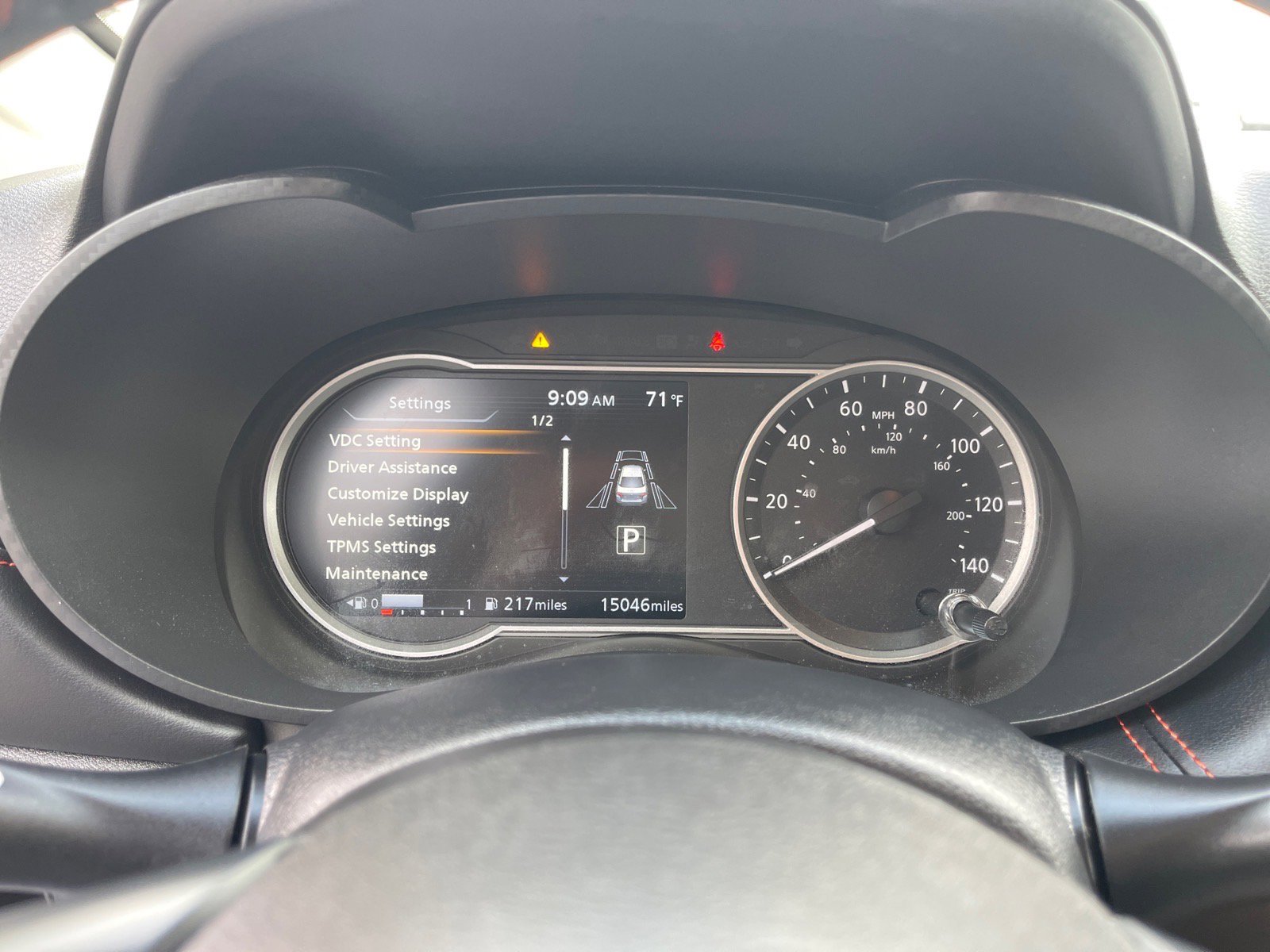 Used 2025 Nissan Versa SR w/ Trunk Package image 4