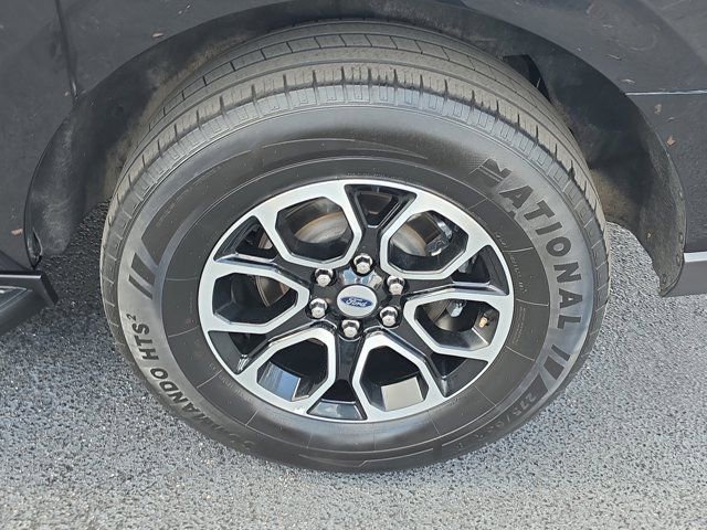 Certified 2024 Ford Expedition Max XLT image 8