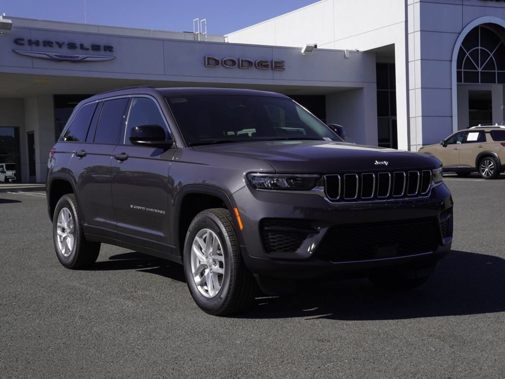 New 2026 Jeep Grand Cherokee Laredo X RWD video 2