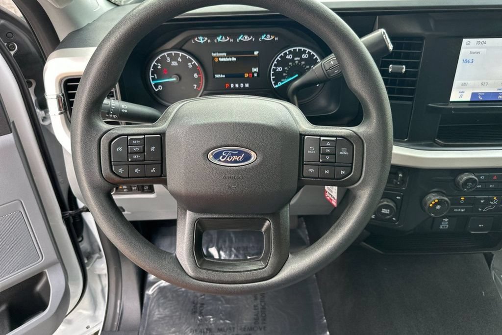 Used 2025 Ford F350 XLT w/ 360-Degree Camera Package AWD/4WD image 17