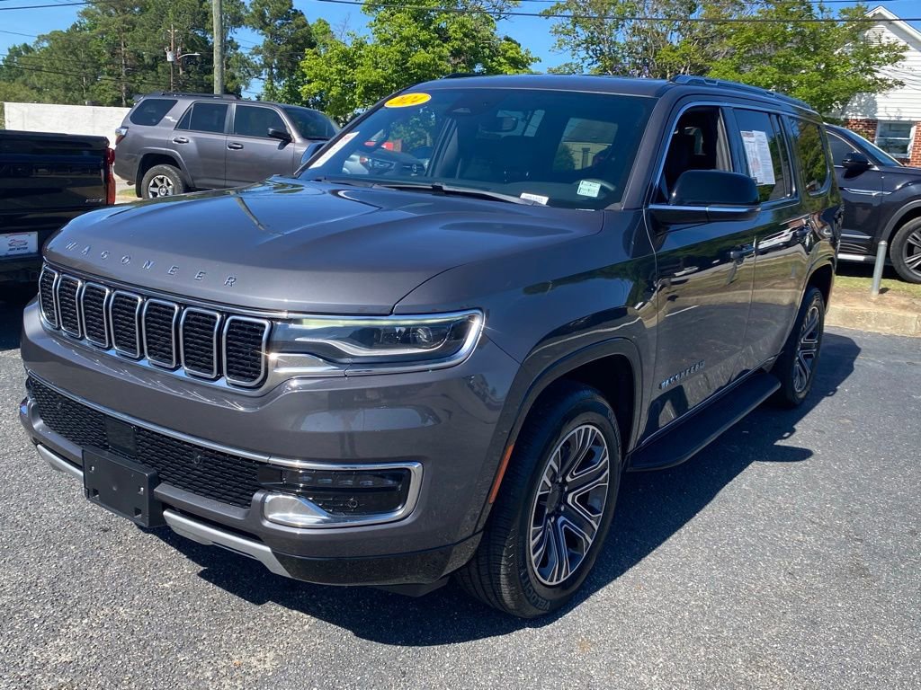 Used 2024 Jeep Wagoneer Series II AWD/4WD image 2