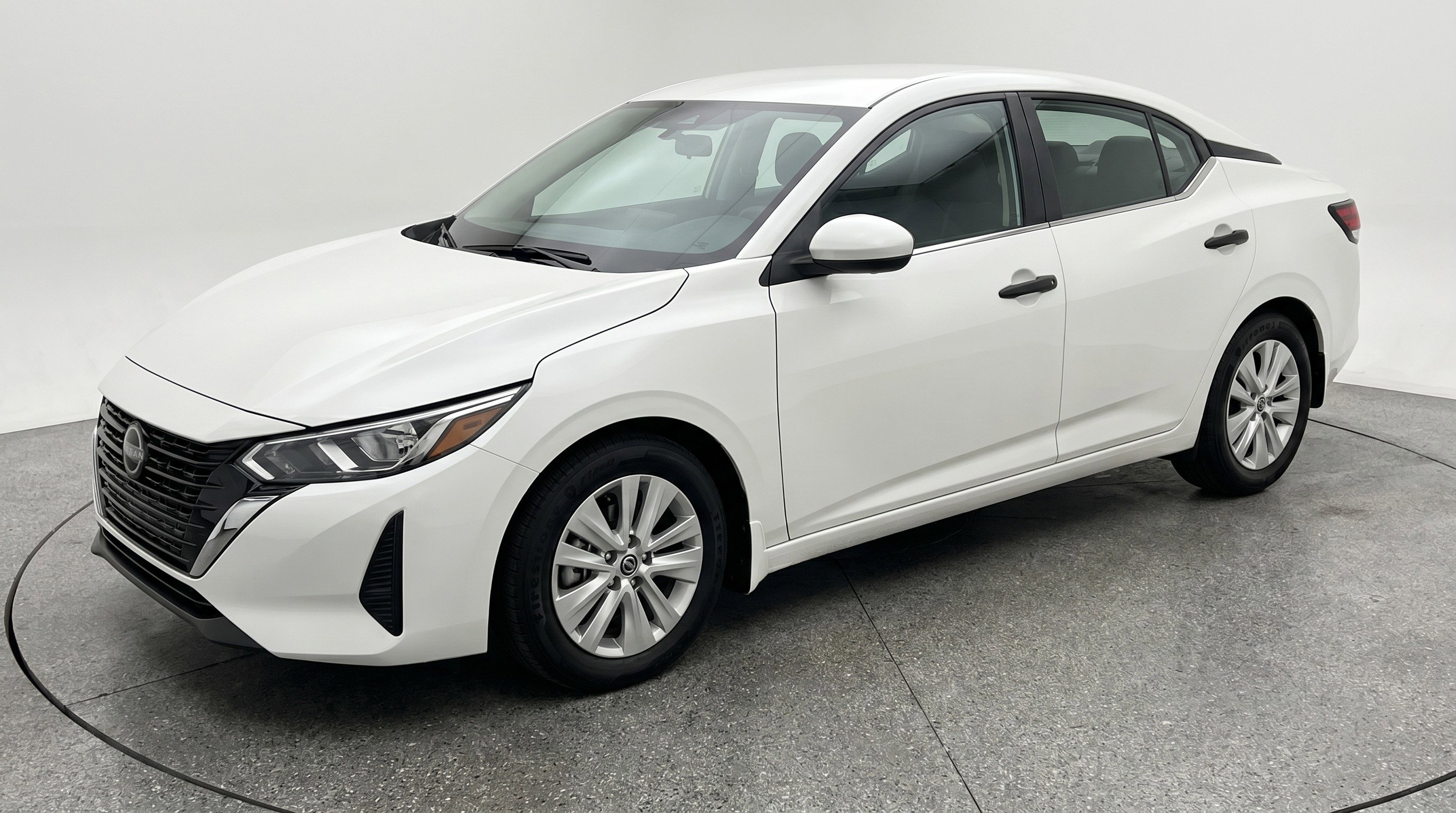 Used 2024 Nissan Sentra S image 3