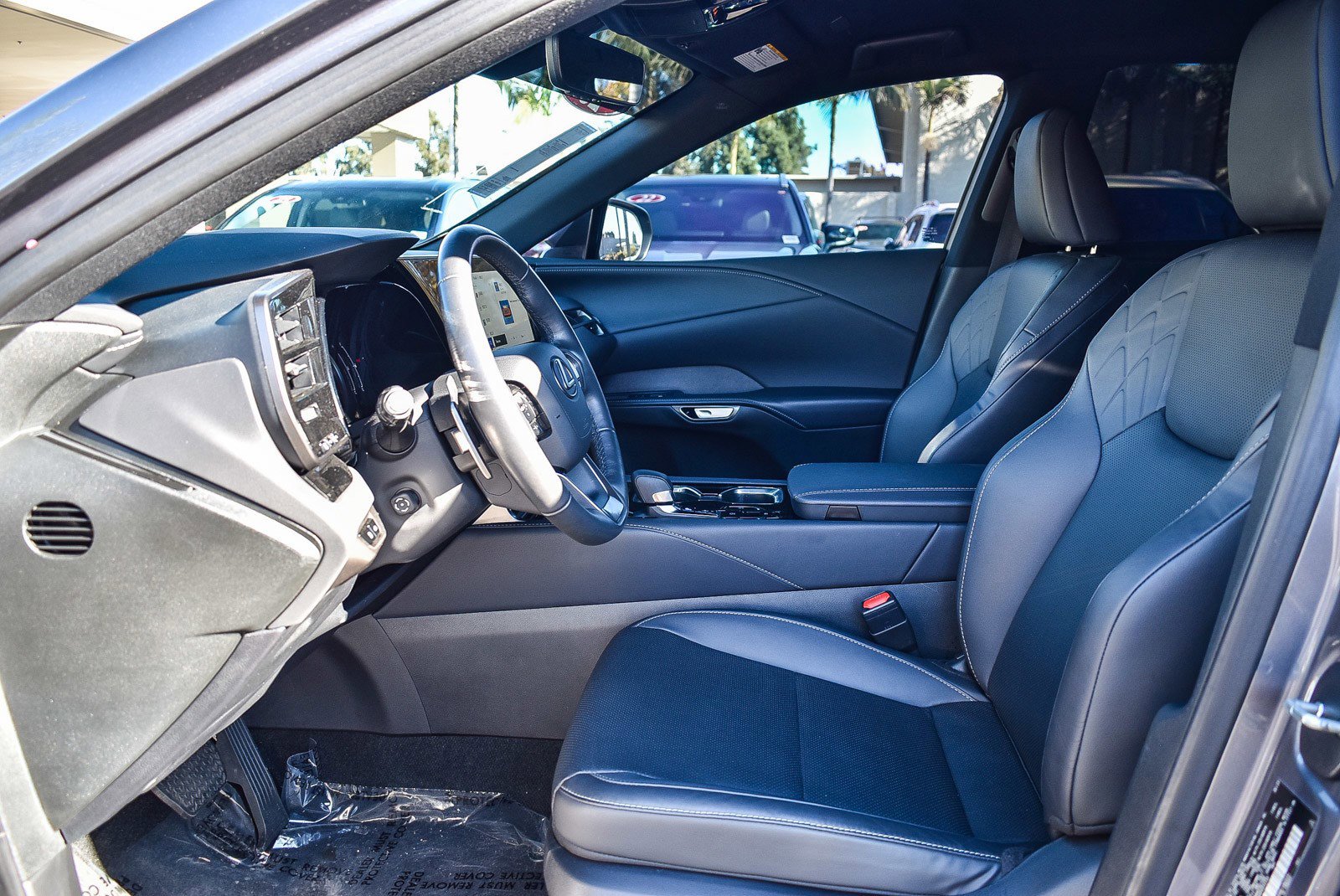 Used 2023 Lexus RX 350 FWD image 16