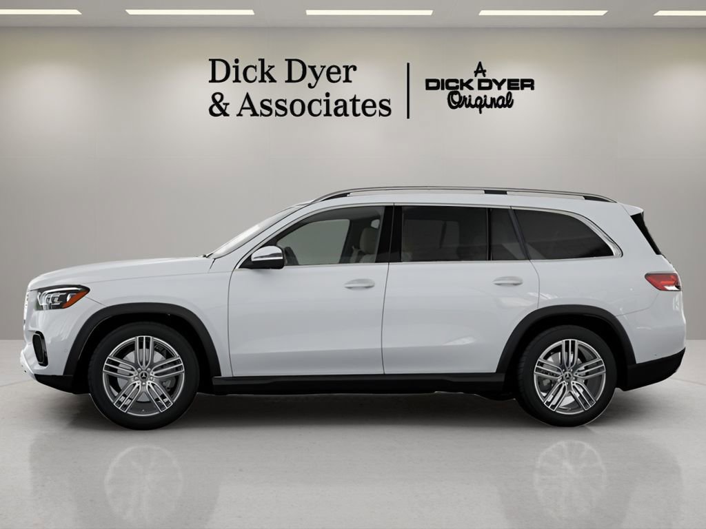 Used 2025 Mercedes-Benz GLS 450 4MATIC image 24