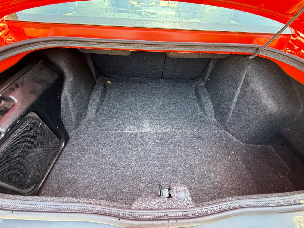 Used 2009 Dodge Challenger SRT8 w/ SRT Option Group II RWD image 17