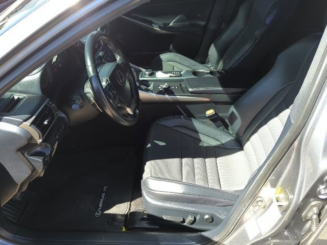 Used 2019 Lexus IS 300 image 15