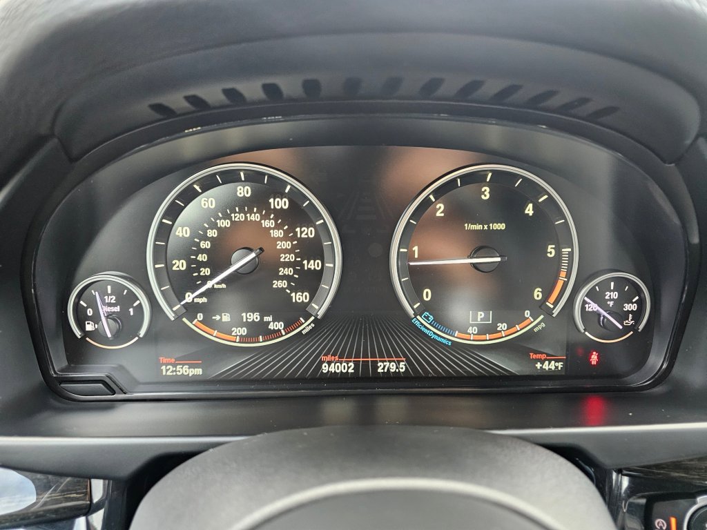 Used 2015 BMW X5 xDrive35d image 4