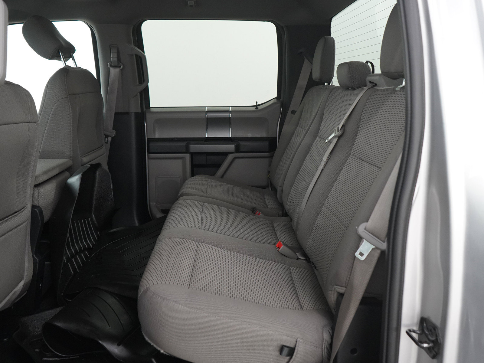 Used 2019 Ford F150 XLT w/ Equipment Group 302A Luxury AWD/4WD image 16