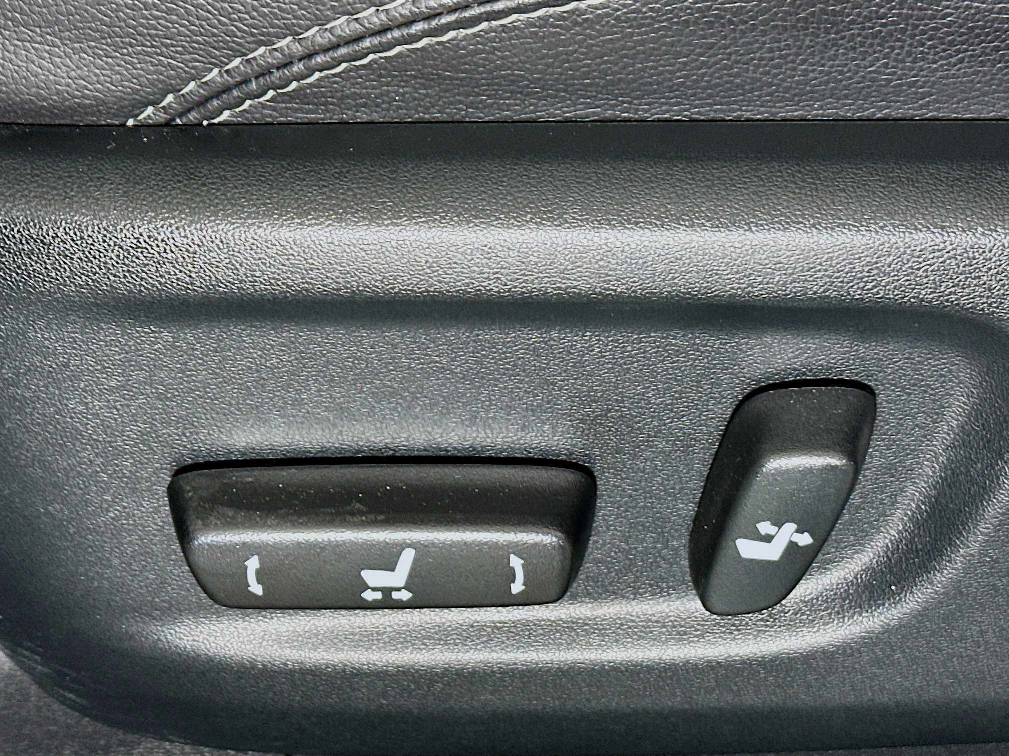 Used 2024 Toyota 4Runner Limited image 13