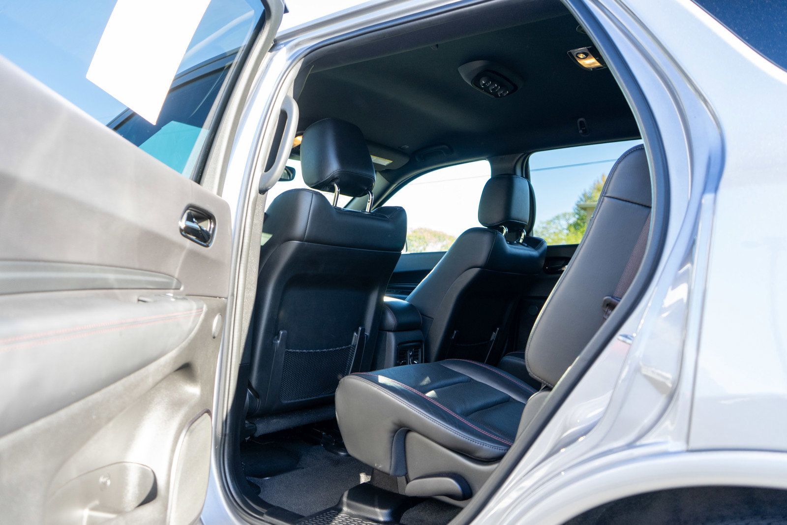 Used 2021 Dodge Durango R/T w/ Blacktop Package AWD/4WD image 28