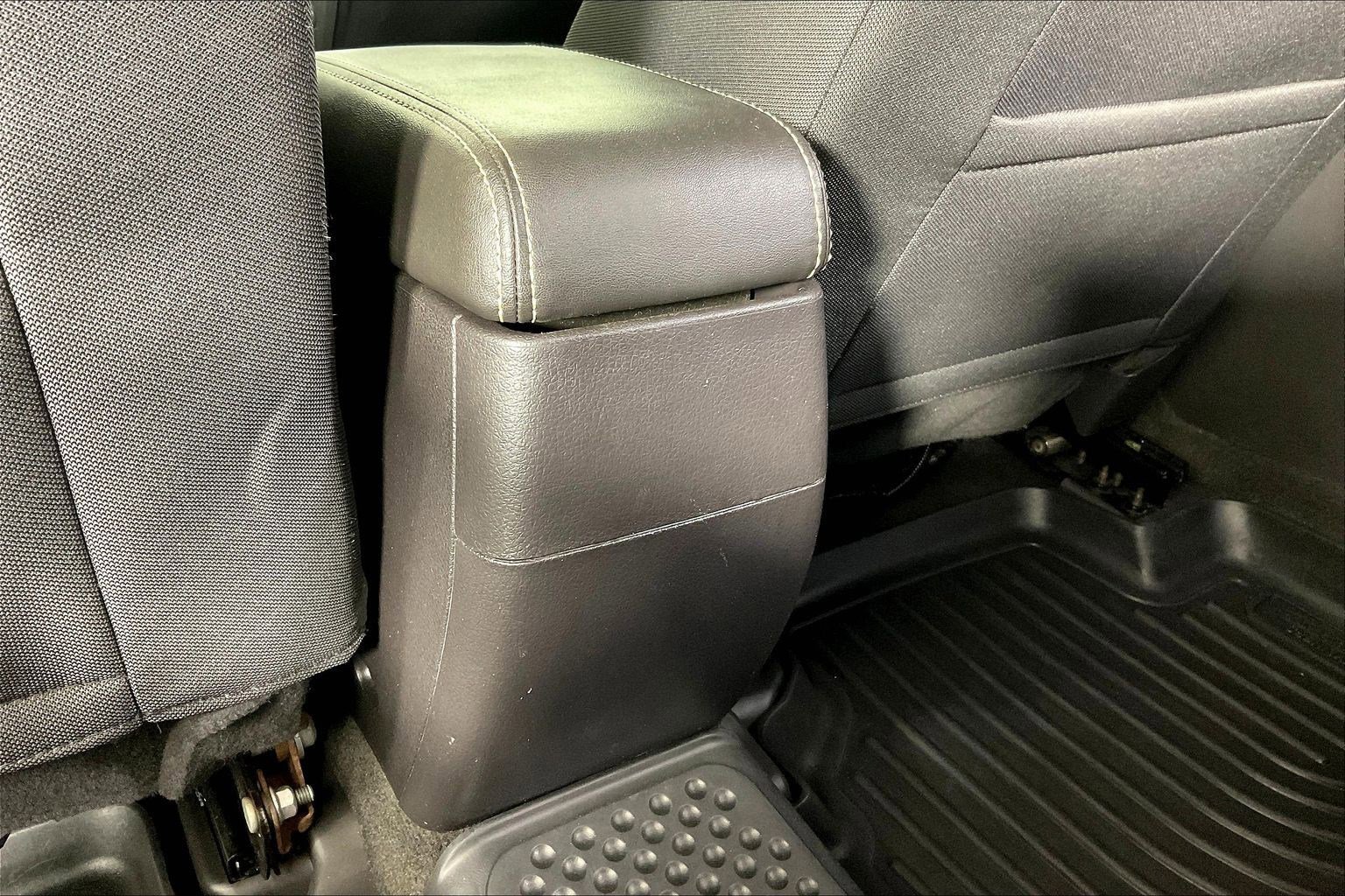 Used 2011 Ford Fusion SE w/ 202A Rapid Spec Order Code image 10