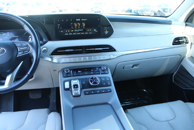 Used 2022 Hyundai Palisade Limited AWD/4WD image 12
