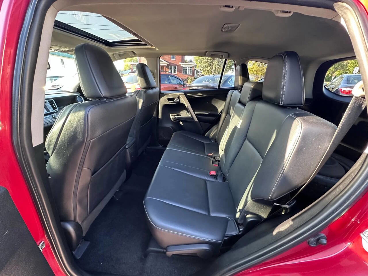 Used 2015 Toyota RAV4 Limited image 11