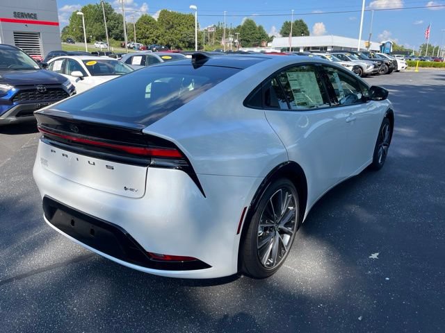 New 2027 Toyota Prius Limited w/ Limited Premium Package FWD image 5