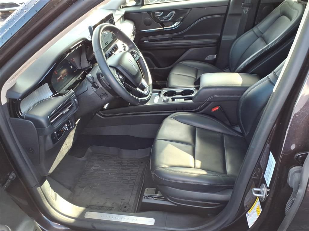 Certified 2023 Lincoln Corsair AWD w/ Equipment Group 101A image 10
